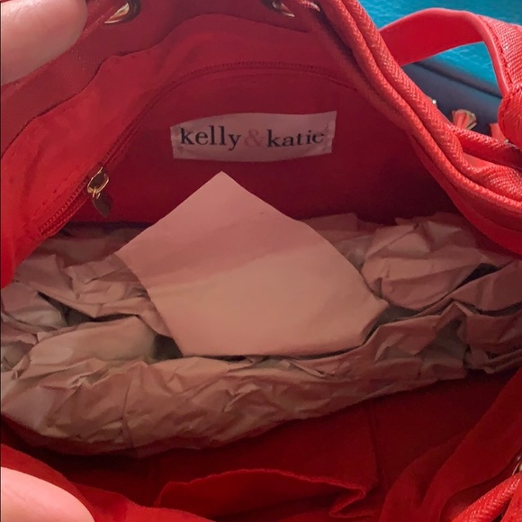 Kelly & Katie Mini Red Bucket Bag - Picture 7 of 8